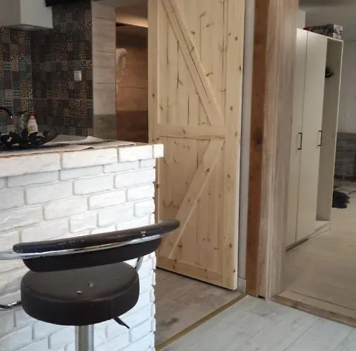 Semesterbostad Uroczy Z Balia Z Jacuzzi *